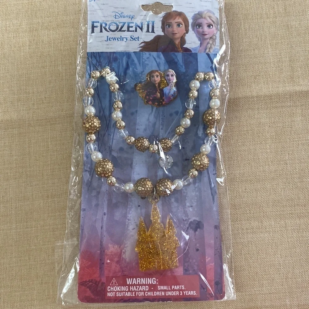 #3- Disney Frozen II Necklace & Ring Set (AI)